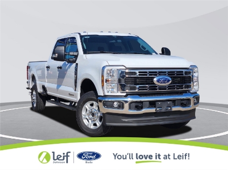 2026 Ford Super Duty F-350 SRW XLT