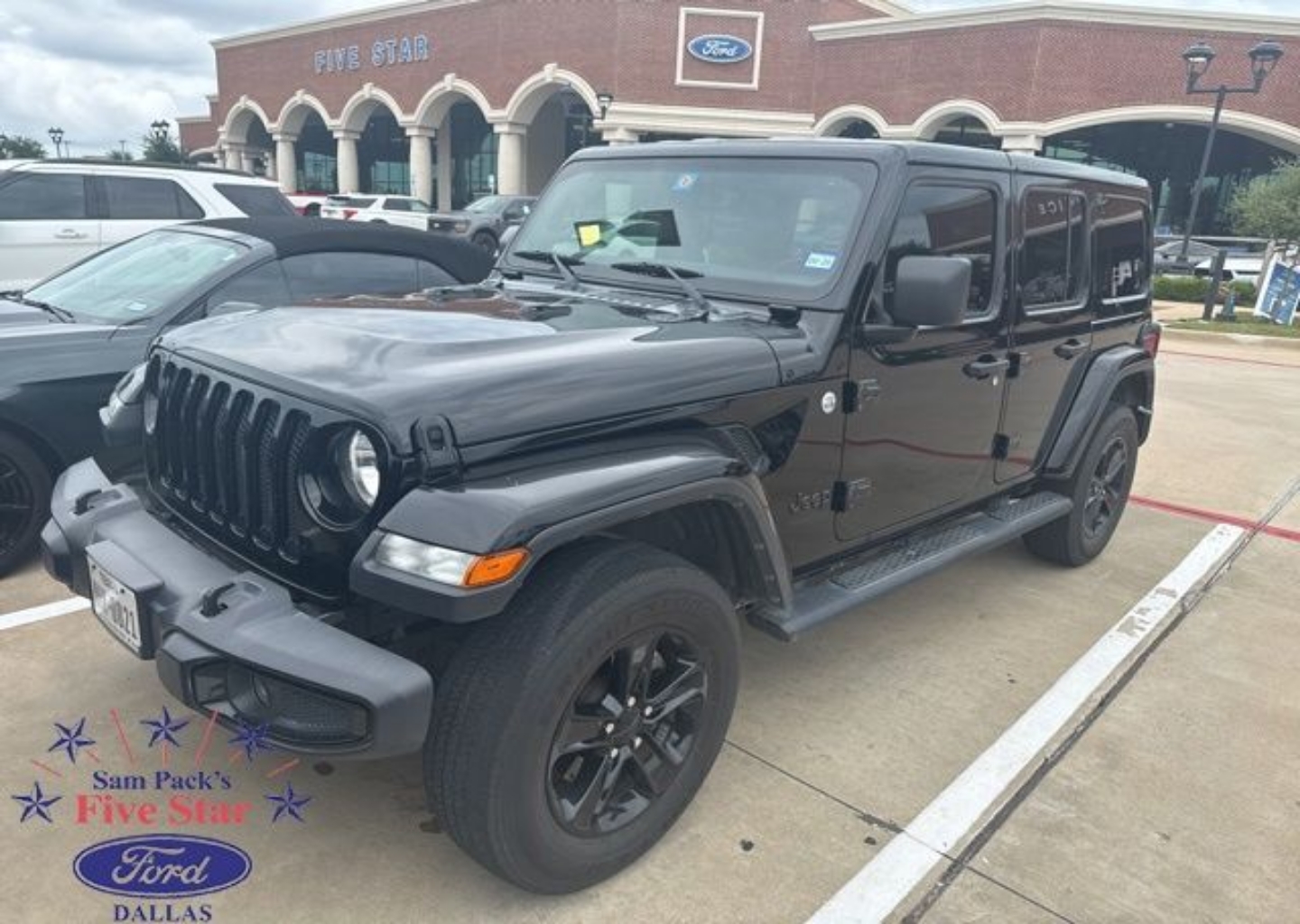 2019 Jeep Wrangler Sahara Altitude's photo