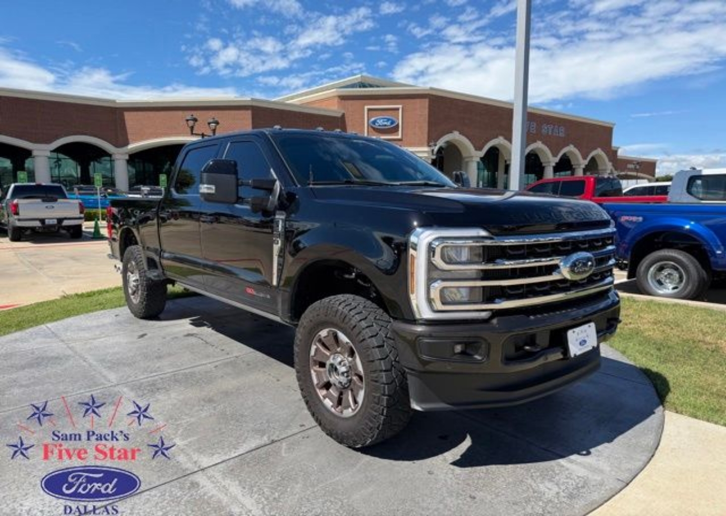 2025 Ford F-350 King Ranch 4x4 Crew Cab 6-3/4' Box SRW's photo