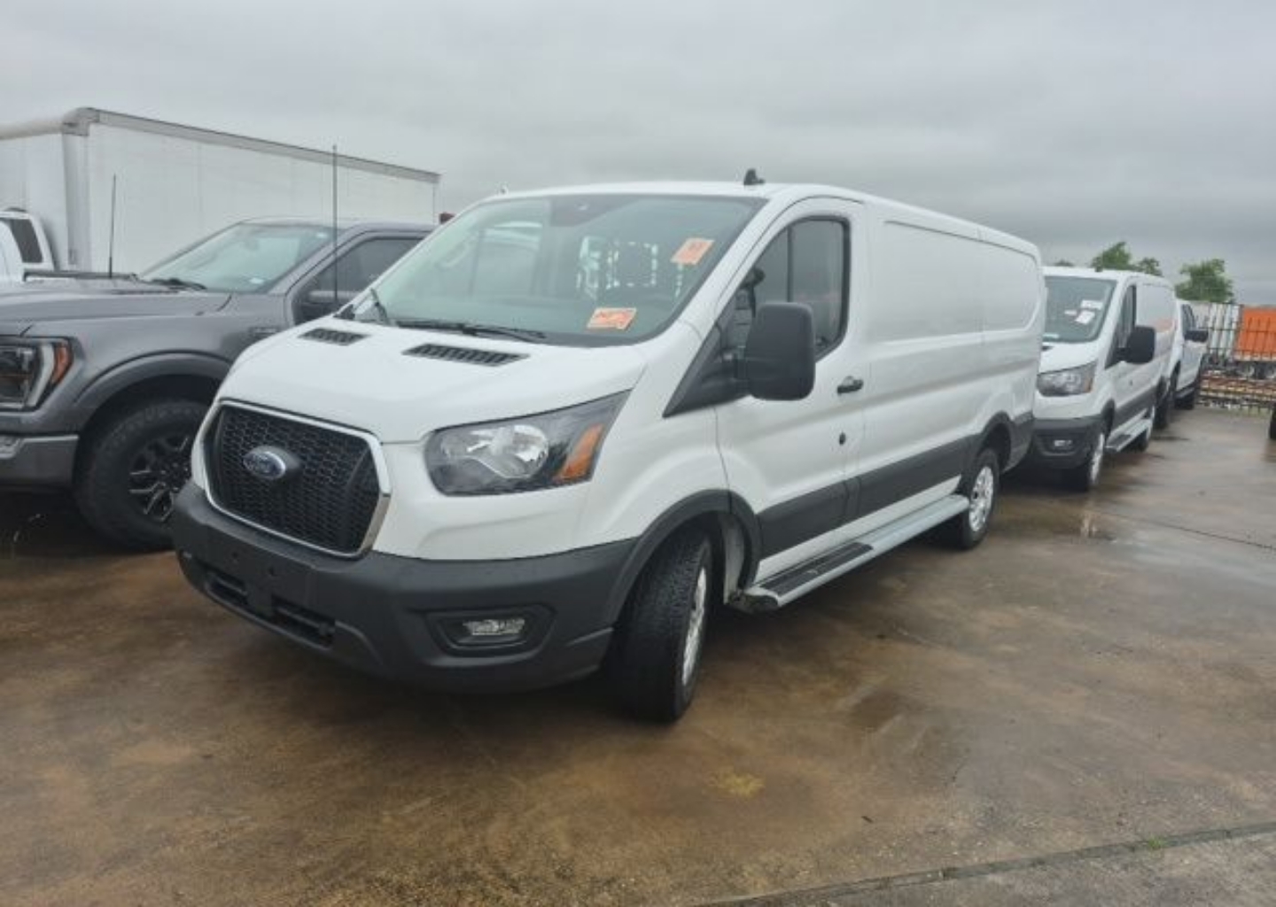 2025 Ford Transit's photo