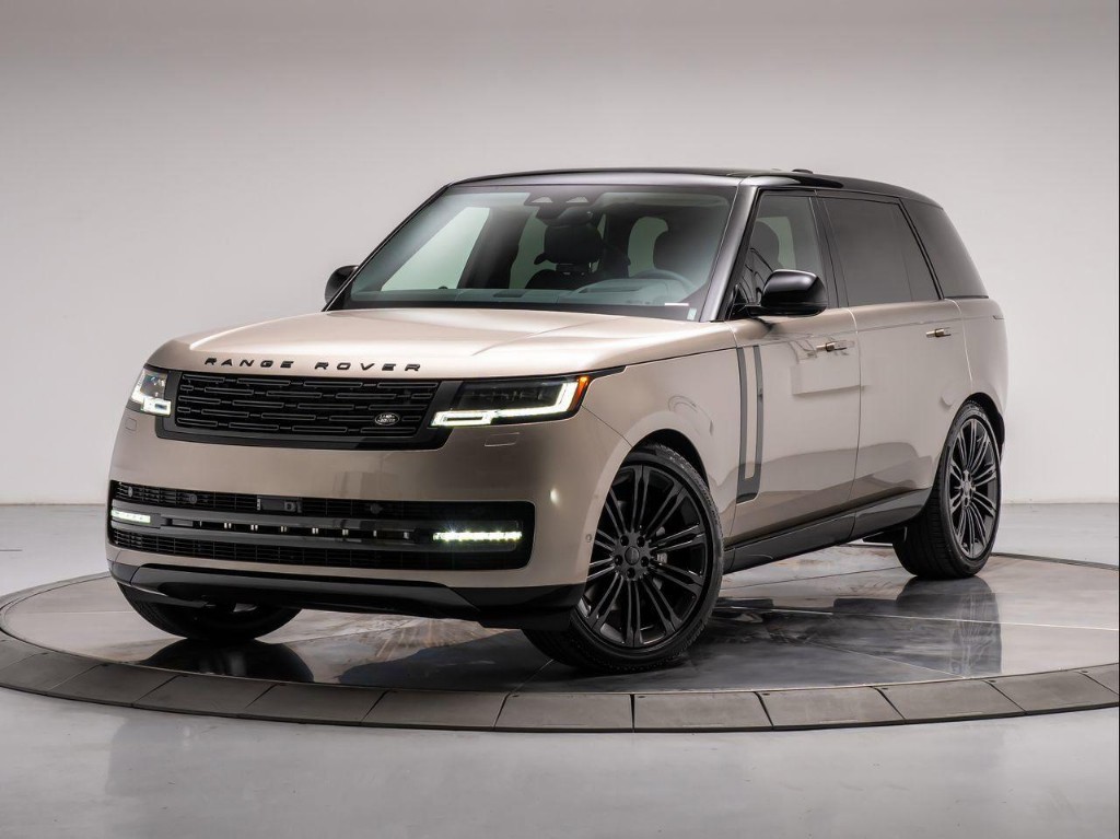 2026 Land Rover Range Rover P400 SE 7 Seat
