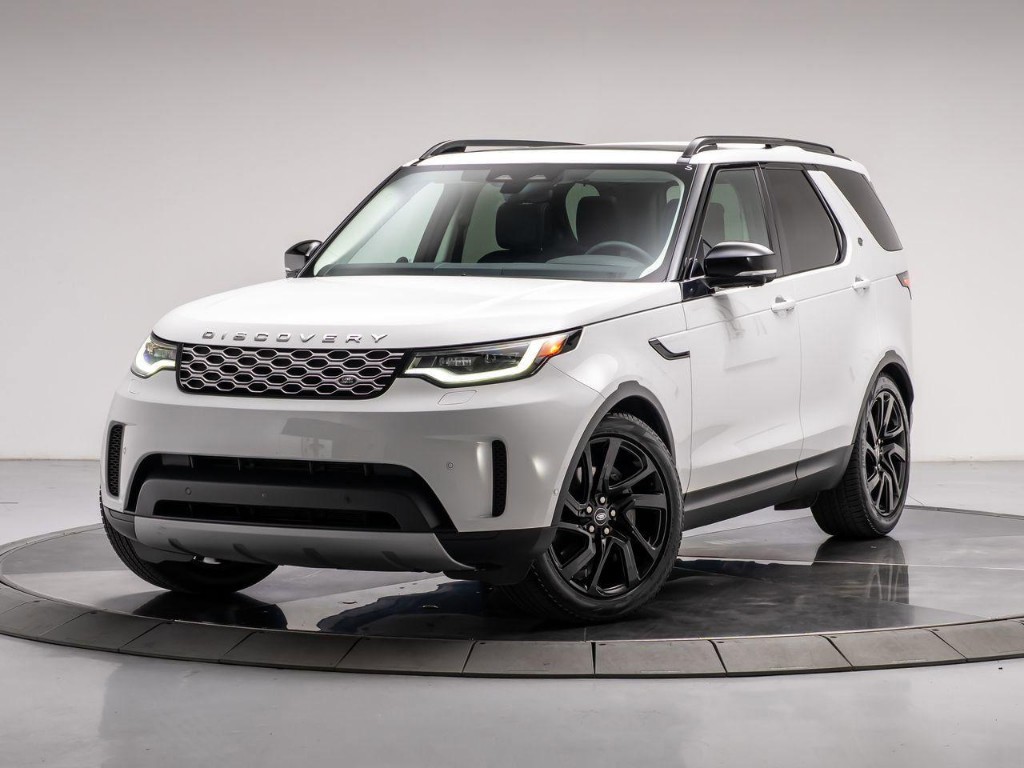 2024 Land Rover Discovery P300 S