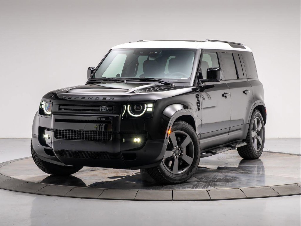 2026 Land Rover Defender P300 S