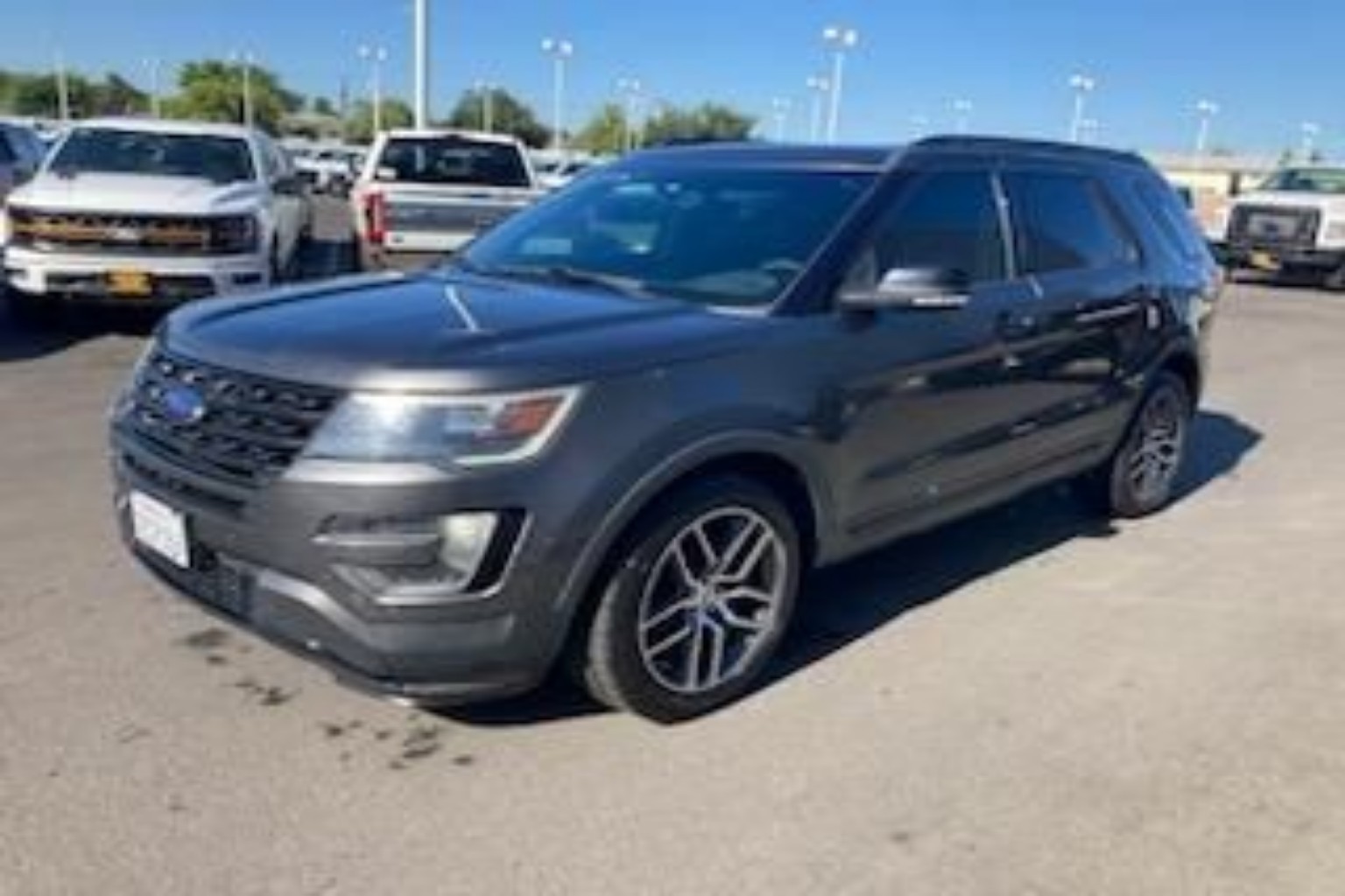 Vehicle Image 2