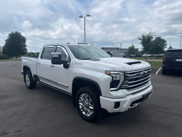 2024 Chevrolet Silverado HD High Country 4WD Crew Cab Long Box SRW's photo
