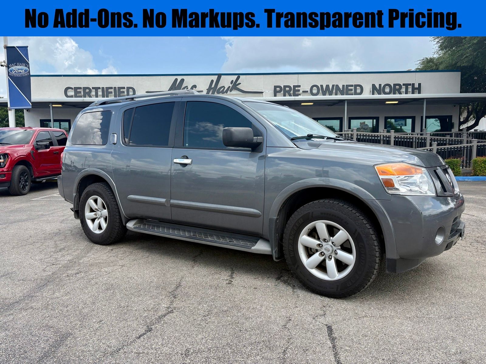 2015 Nissan Armada SV 4X2's photo