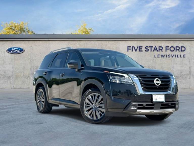 2022 Nissan Pathfinder SL