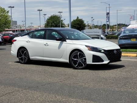 2026 Nissan Altima 2.5 SR