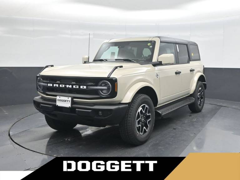 2026 Ford Bronco Outer Banks