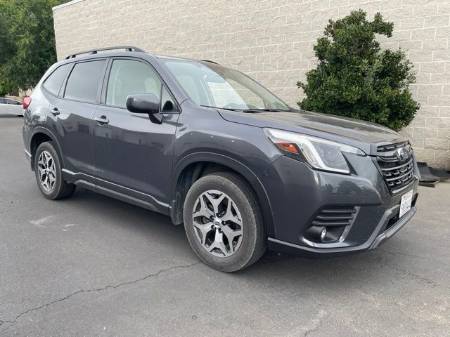 2024 Subaru Forester Premium