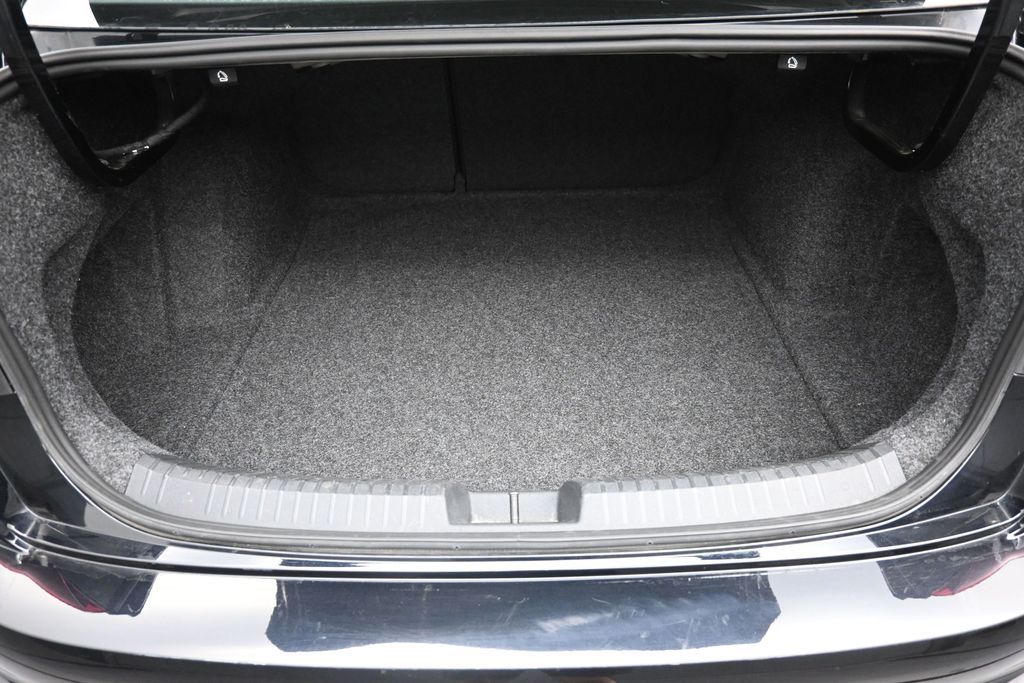 3VW5X7BU2SM057548