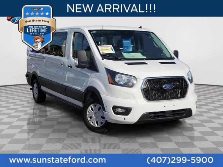 2024 Ford Transit Passenger Wagon XLT
