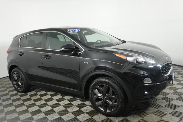 Certified 2022 Kia Sportage LX with VIN KNDPMCAC9N7965189 for sale in Kansas City