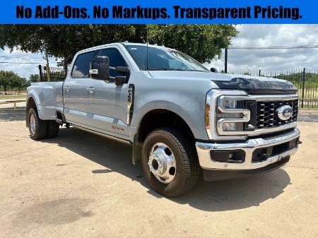 2024 Ford Super Duty F-350 DRW LARIAT