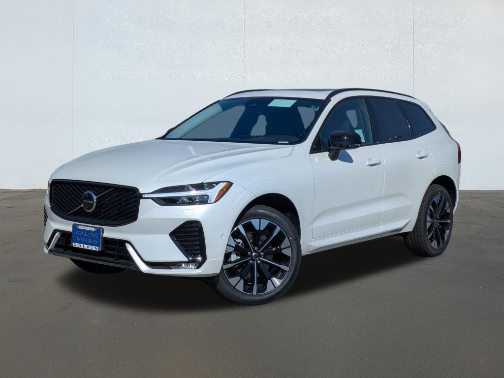 2026 Volvo XC60 B5 Plus