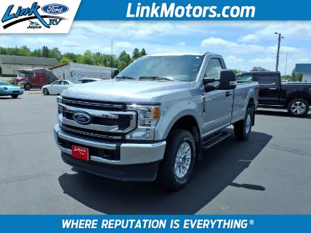 2022 Ford F-350 Super Duty XLT 4WD Crew Cab 8 Box