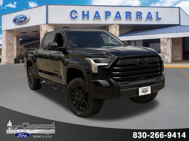 2024 Toyota Tundra 4WD SR5