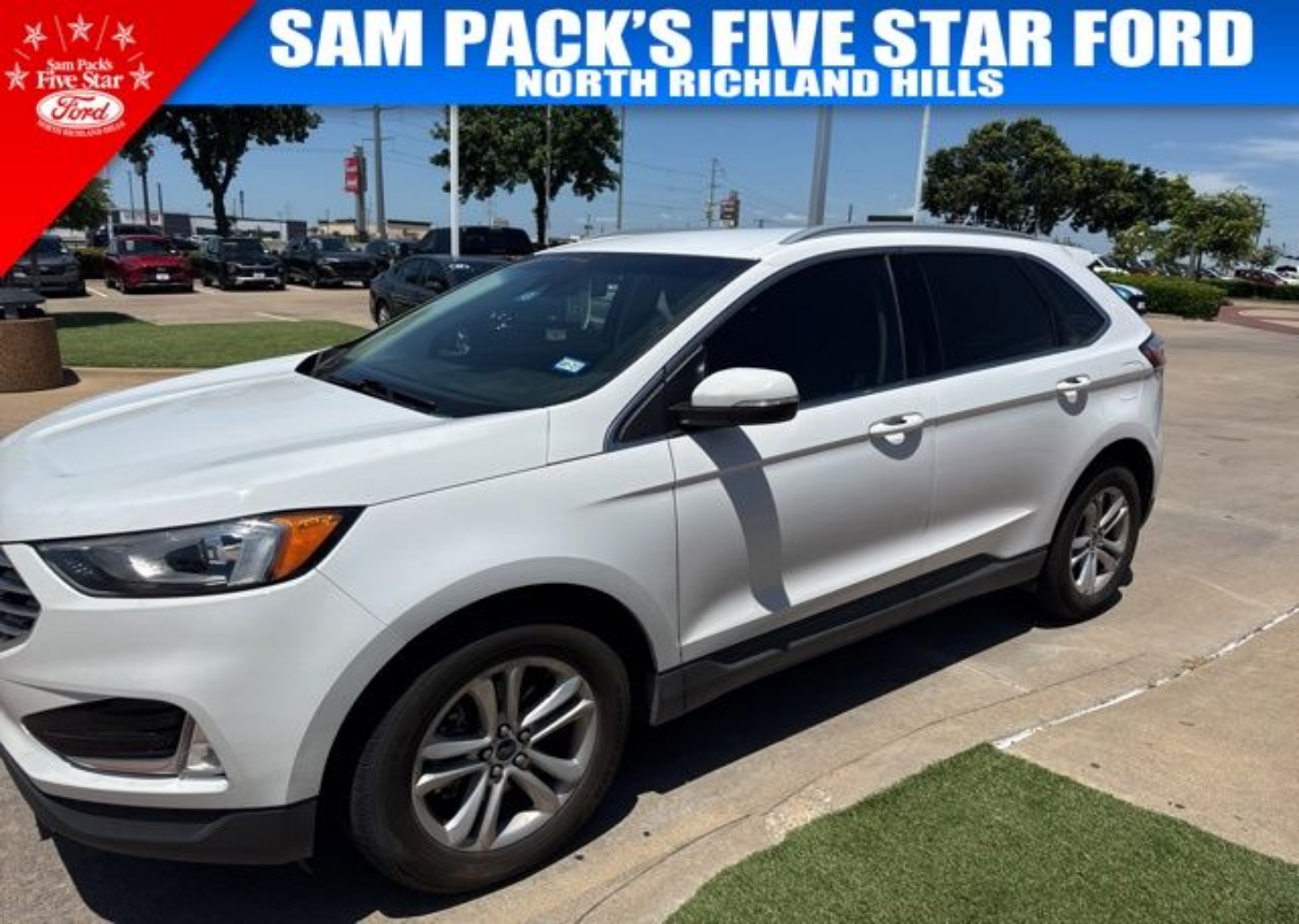 2020 Ford Edge SEL's photo