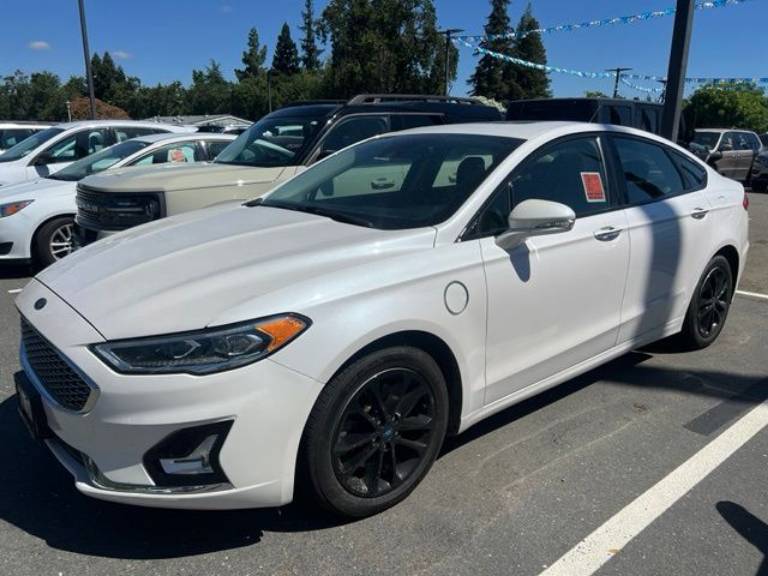 2019 Ford Fusion Energi Titanium