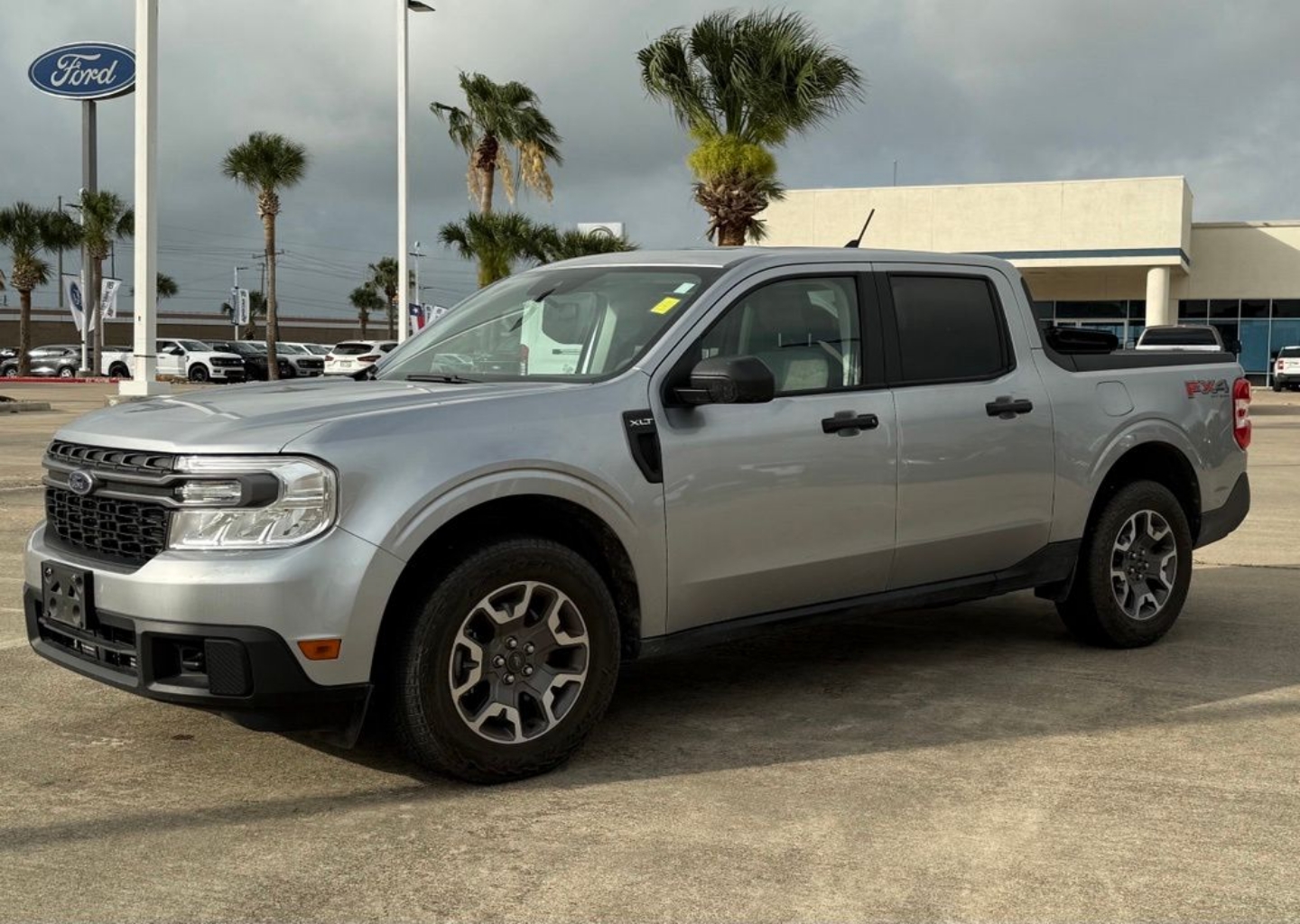 2024 Ford Maverick XLT AWD's photo