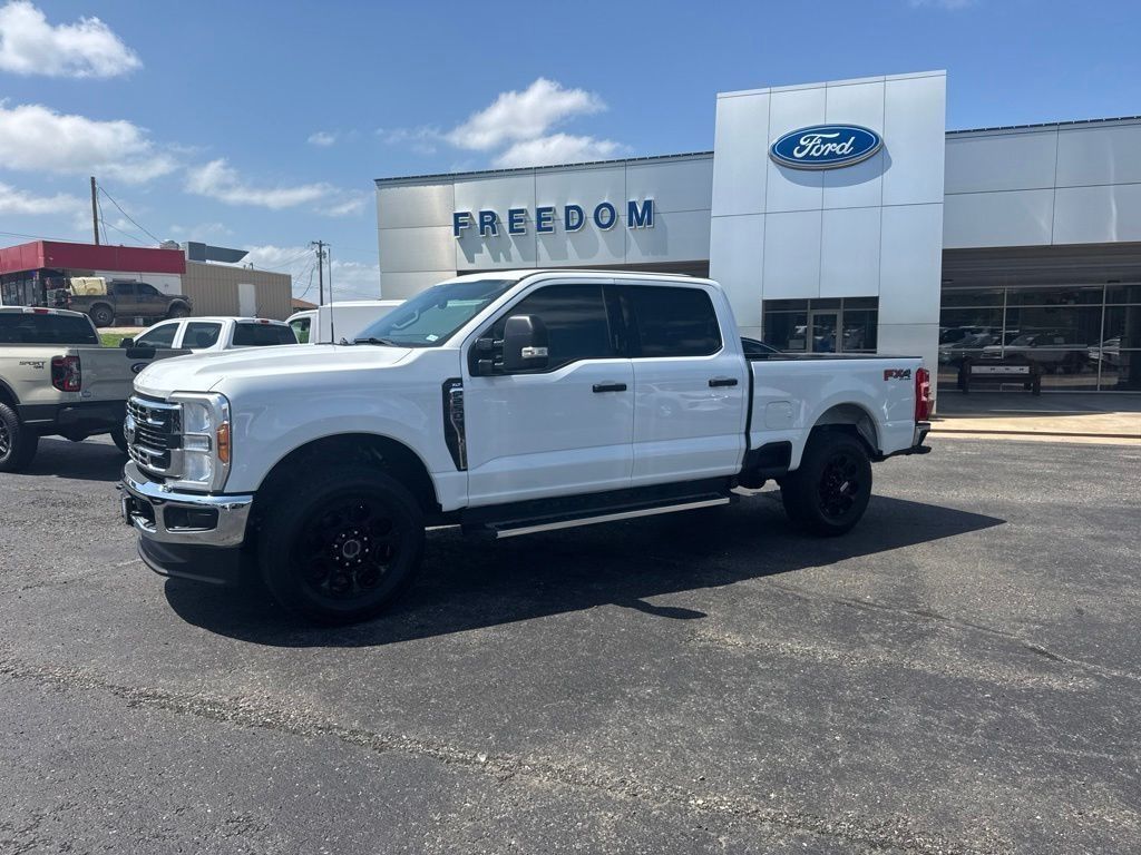 2023 Ford F-250SD XLT