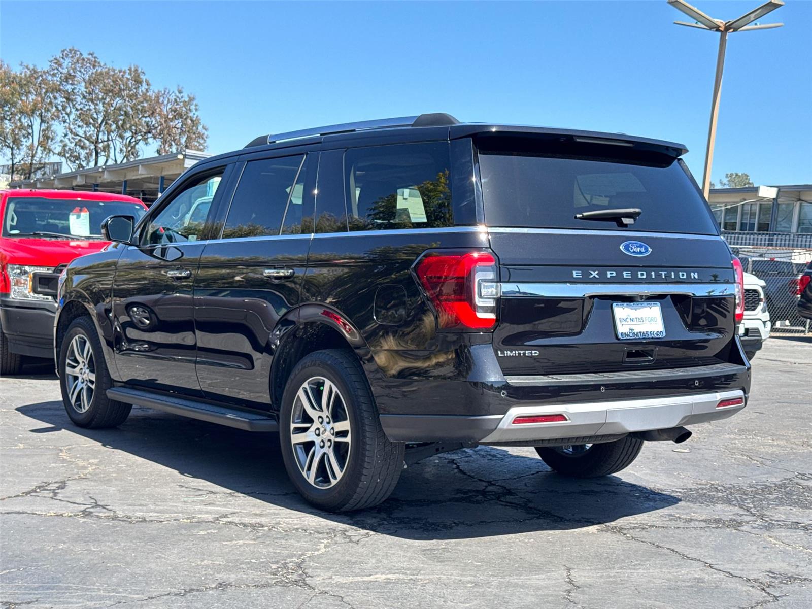 2024 Ford Expedition Limited - Photo 12