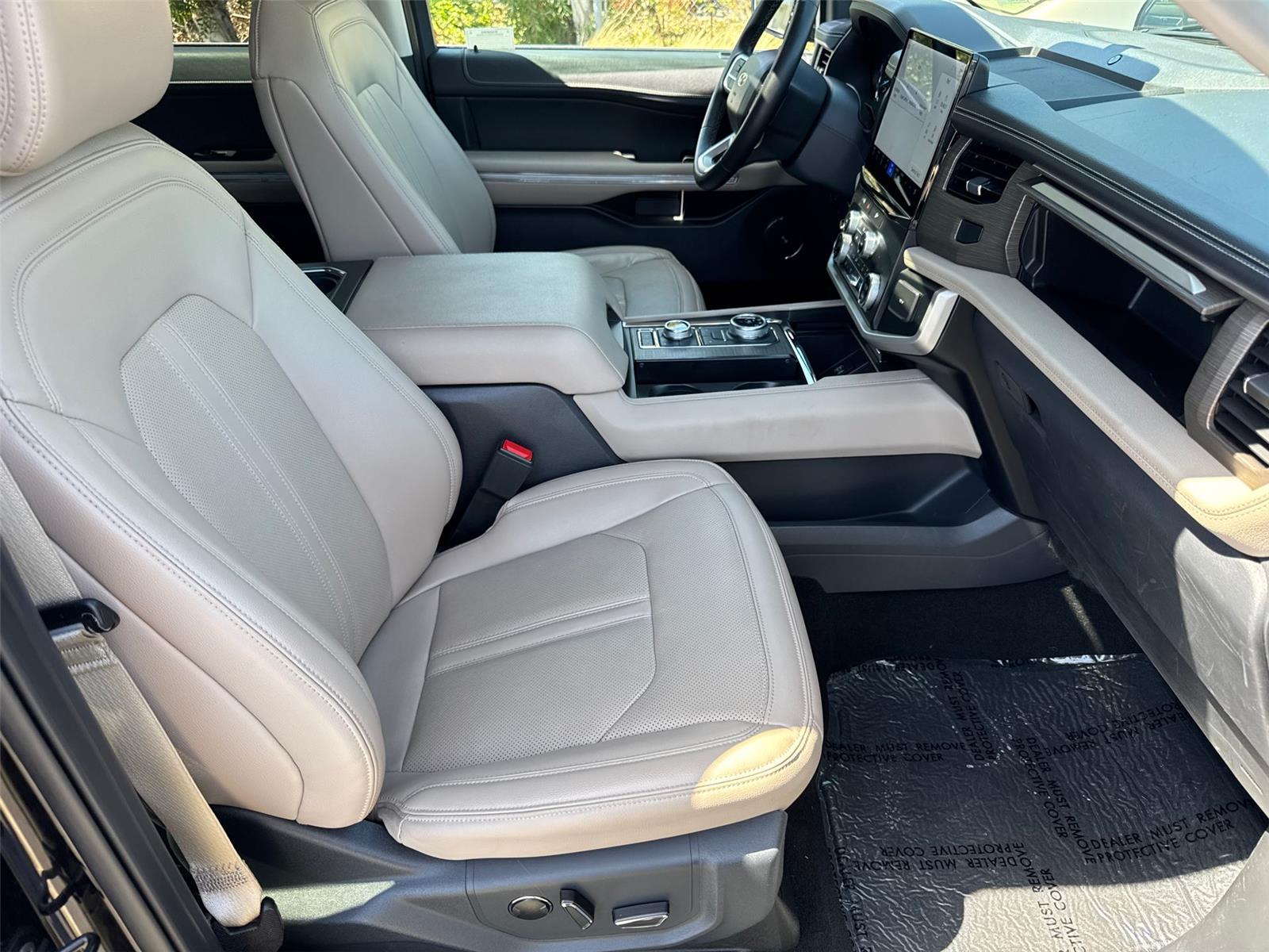 2024 Ford Expedition Limited - Photo 17