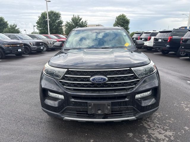 Used 2020 Ford Explorer XLT with VIN 1FMSK8DH6LGA39359 for sale in Kansas City