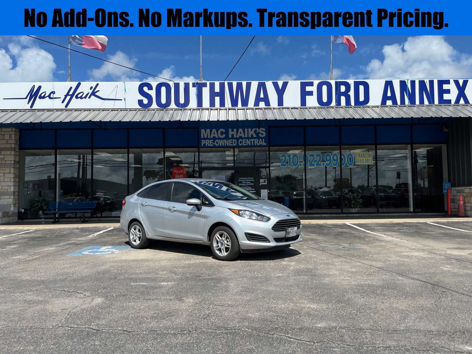 2019 Ford Fiesta SE Sedan's photo