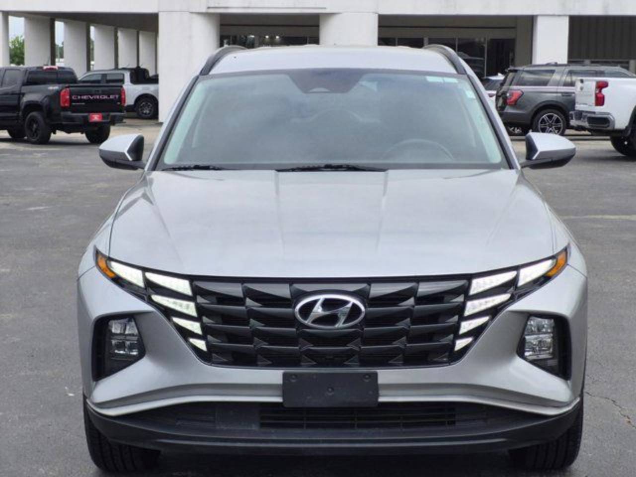 Used 2024 Hyundai Tucson SEL with VIN 5NMJBCDE8RH330522 for sale in Mabank, TX
