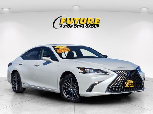 2022 Lexus ES 300H
