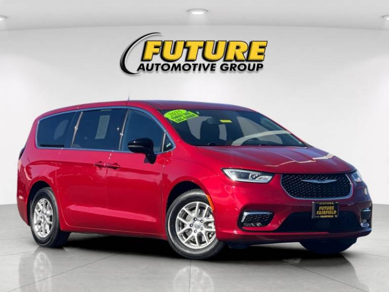 2025 Chrysler Pacifica Select