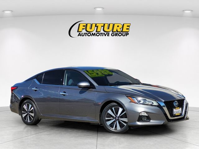 2020 Nissan Altima 2.5 SV