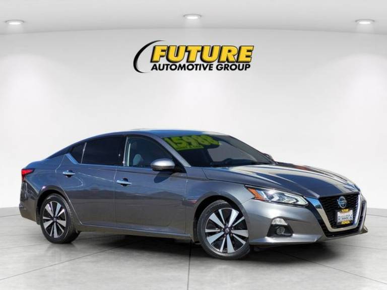 2020 Nissan Altima 2.5 SV