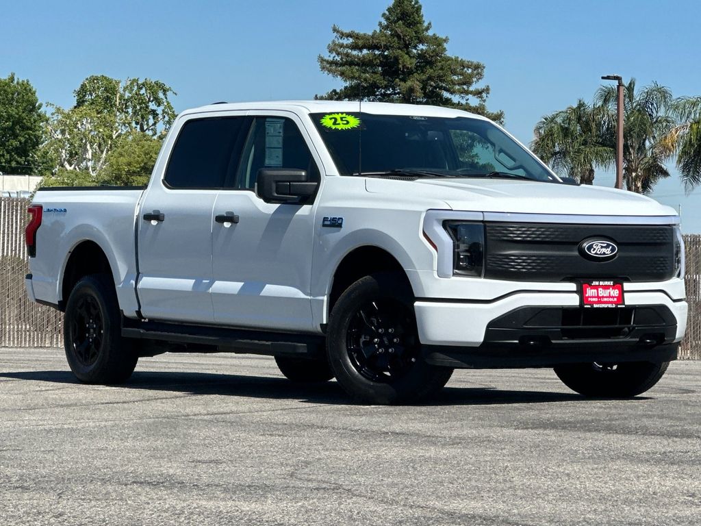 2025 Ford F-150 Lightning