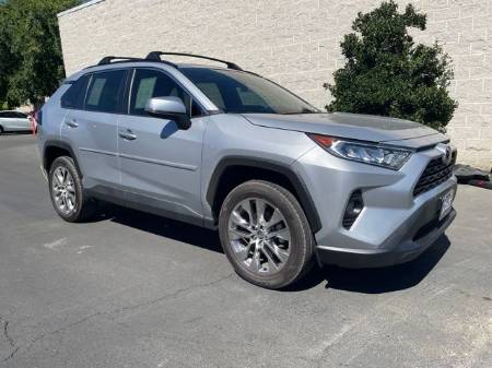 2020 Toyota RAV4 XLE Premium