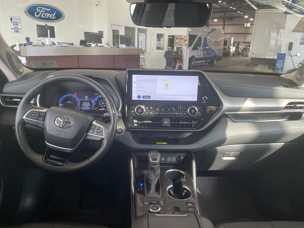 Showcase Image
