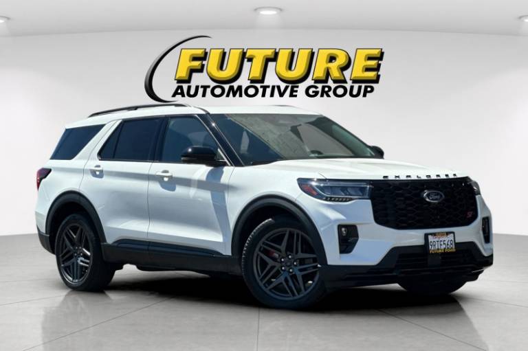 2025 Ford Explorer ST