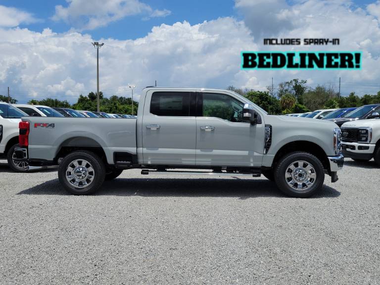 2026 Ford Super Duty F-350 SRW LARIAT