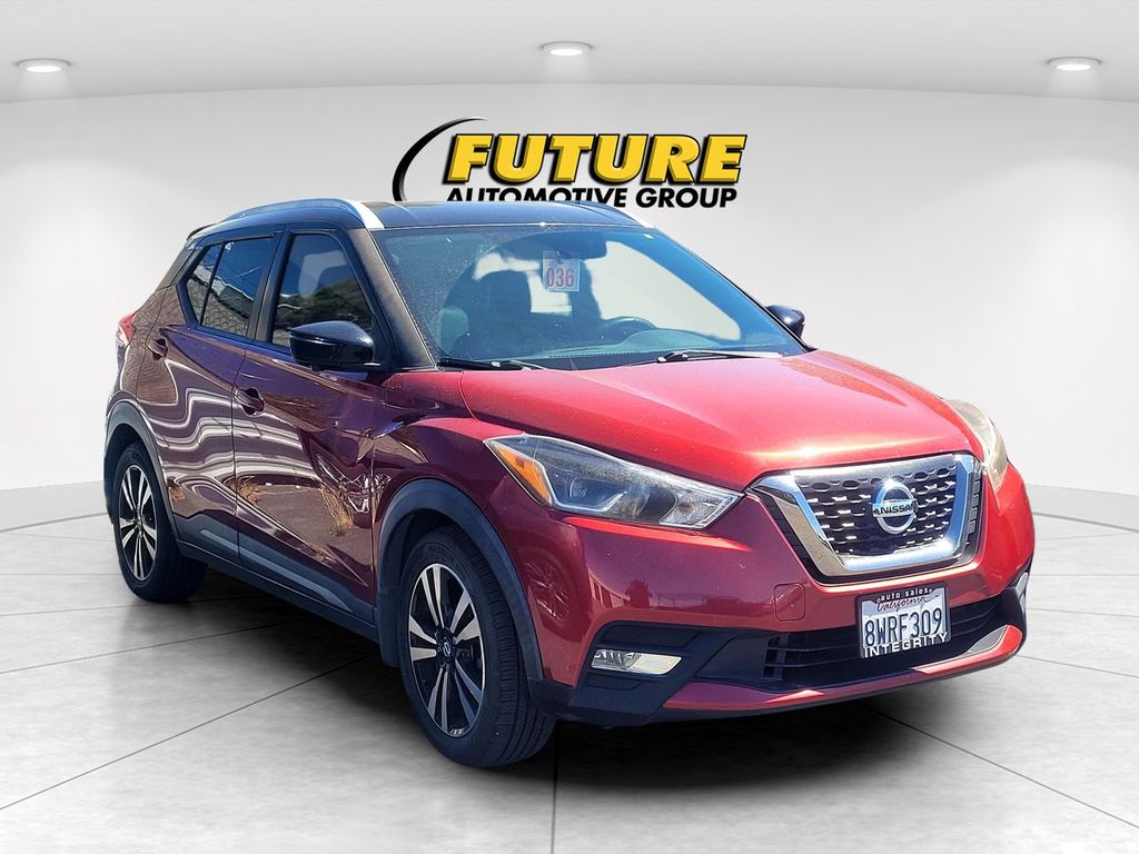 2019 Nissan Kicks SR