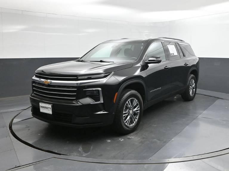 2024 Chevrolet Traverse LT