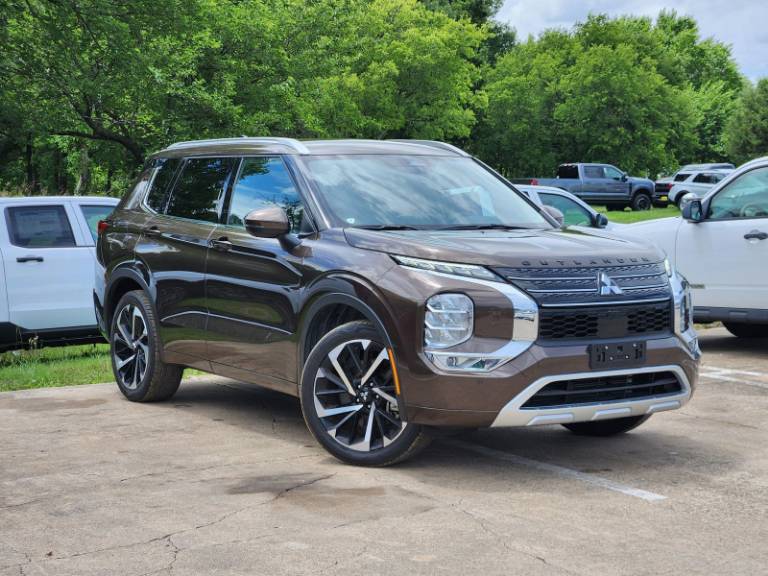 2024 Mitsubishi Outlander SEL