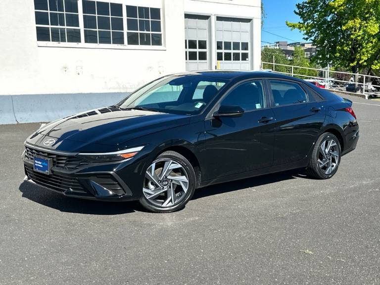 2025 Hyundai Elantra Hybrid SEL Sport