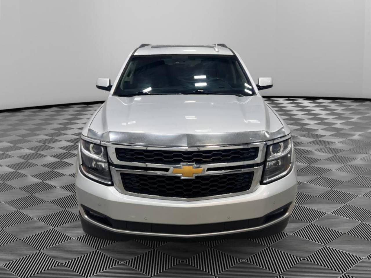 Used 2017 Chevrolet Tahoe LT with VIN 1GNSKBKC8HR289004 for sale in Wapakoneta, OH