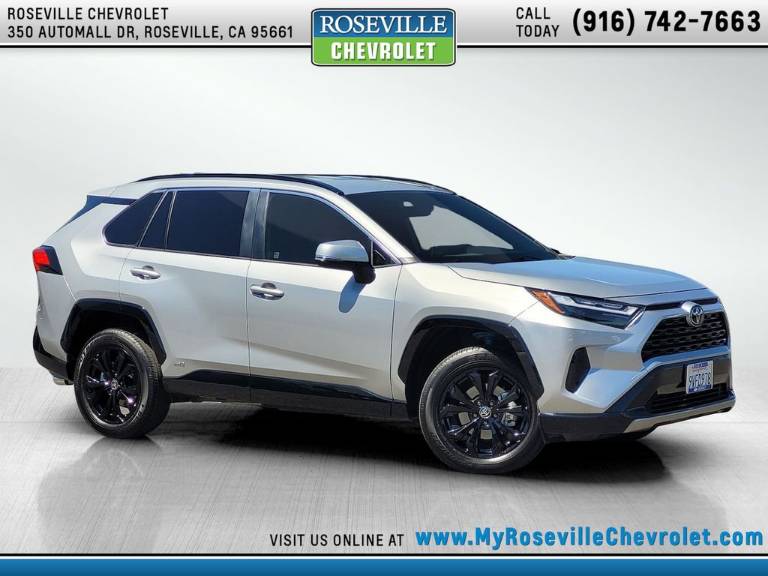 2025 Toyota RAV4 Hybrid SE