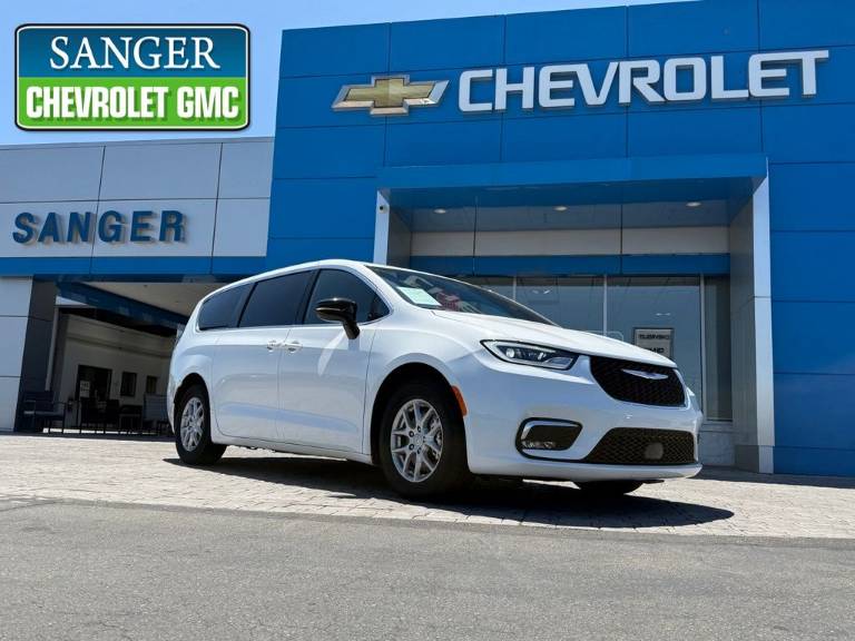 2025 Chrysler Pacifica Select