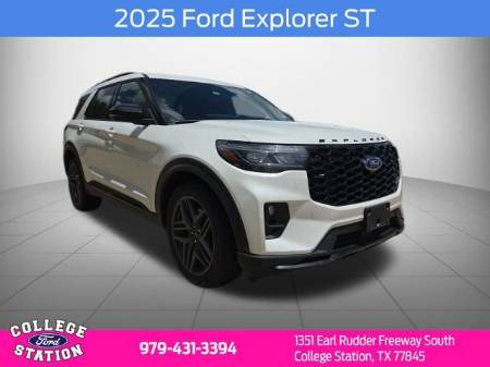 2025 Ford Explorer ST