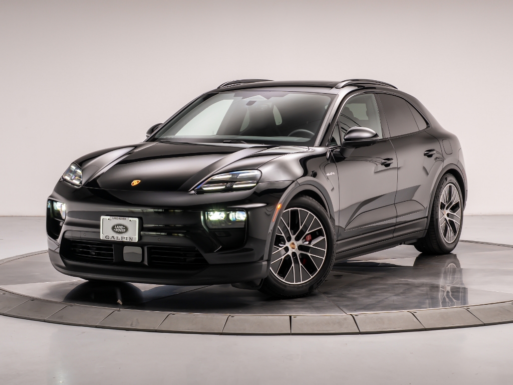 2025 Porsche Macan EV 4S
