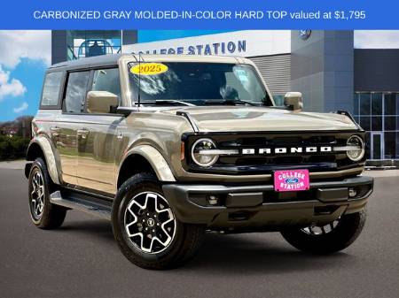 2025 Ford Bronco Outer Banks