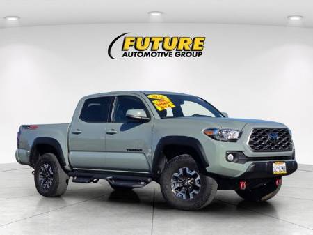 2022 Toyota Tacoma TRD OFF-Road